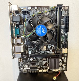 Pack de placa base + procesador + memoria
