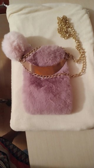 Bolso Rosa con Pompón,perlas y Cadena Dorada