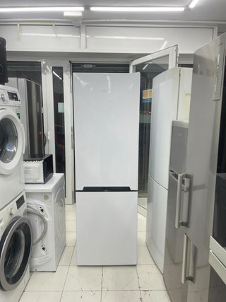 Nevera WINIA Combi Blanca