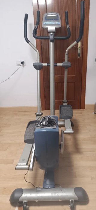 Máquina Elíptica Fitness