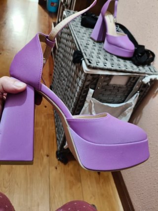 Zapatos de tacón plataforma lila