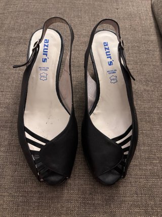 Zapatos de tacón Azur's negros