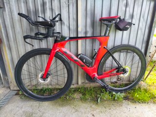 Bicicleta Triatlón BH TT Aerolight 6.0