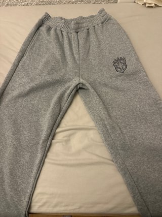 Pantalón gris brasil