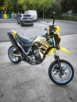 Yamaha XT660X