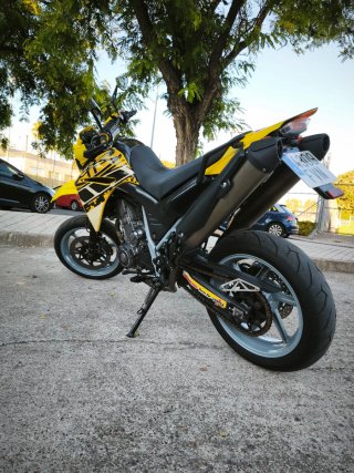 Yamaha XT660X