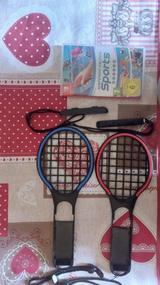 Nintendo Switch Sports + 2 Raquetas