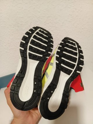 Nike P-6000 Amarillo Negro