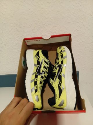 Nike P-6000 Amarillo Negro