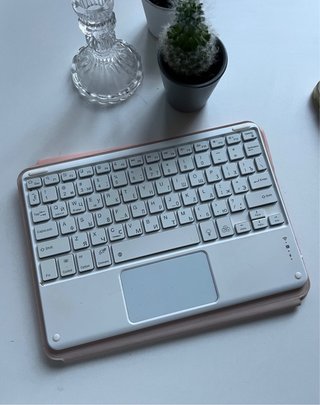 iPad Pro 11" (2020) 128GB Wi-Fi+Funda con Teclado
