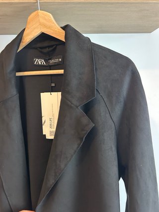 Abrigo Zara efecto ante con cinturón