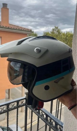 Casco de moto estilo retro