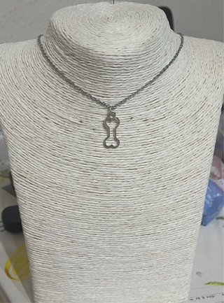 Gargantilla con Colgante de Hueso