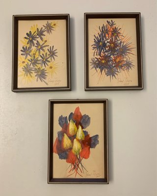 Trittico di acquerelli a soggetto floreale