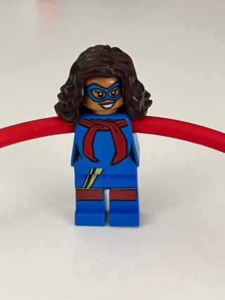 Minifigura LEGO Ms. Marvel Kamala Khan