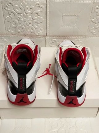 Scarpe Jordan Bianco e Rosso