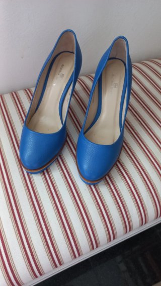 Zapatos de tacón Gloria Ortiz azules