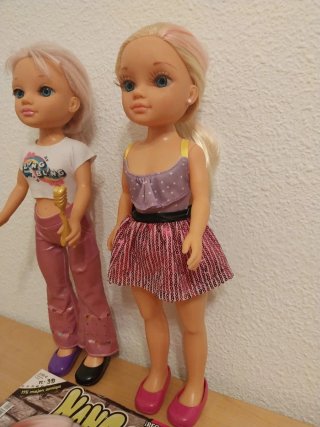Nancy Nadadora y Nancy Hippie
