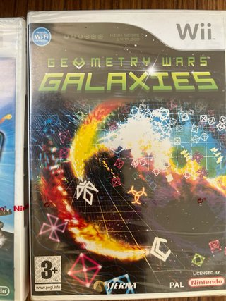 Geometry Wars: Galaxies (Wii)
