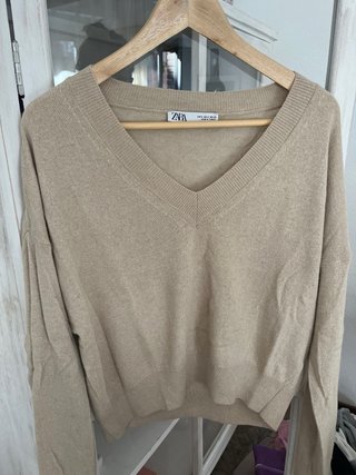 Jersey de cuello de pico Zara Beige