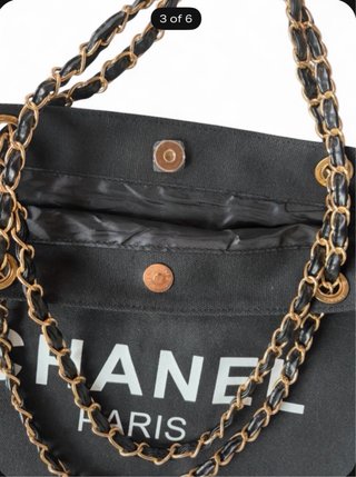 Borsa shopping Chanel nera con catena
