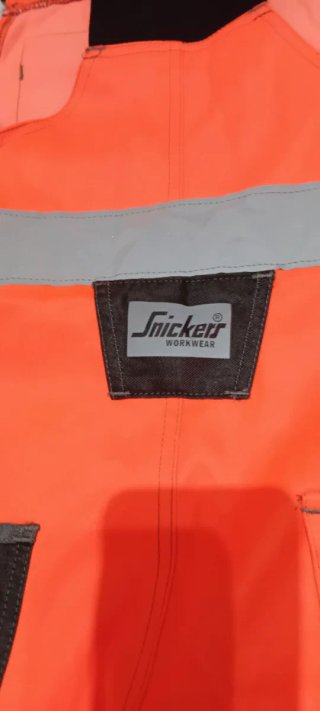 Mono de trabajo marca SNICKERS