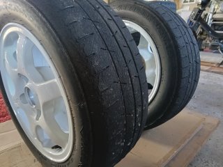 Hankook T52 Neumáticos 14