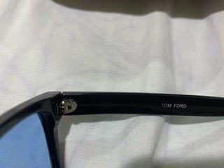 Estuche para Gafas Tom Ford y sus Gafas