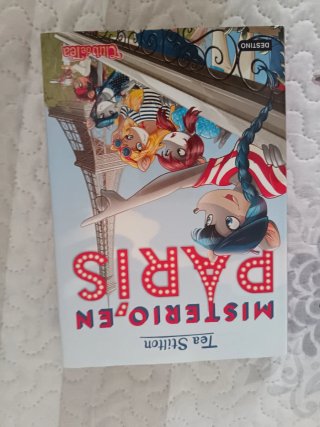 Libro Tea Stilton: Misterio en paris