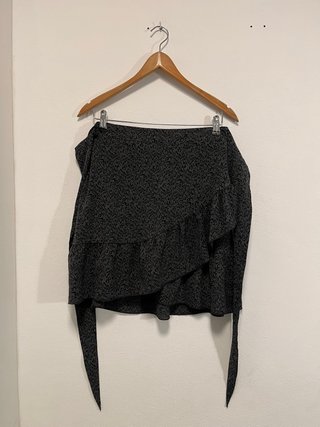 Falda Negra Estampado Leopardo