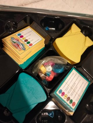 Juego Trivial Pursuit Edición Familiar