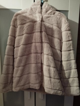 Chaqueta de pelo marrón