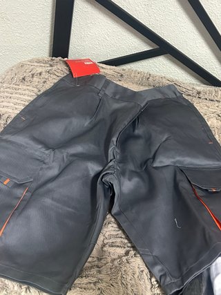 Bermuda de trabajo Velilla Talla 44