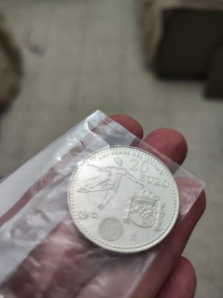 Moneda 20 € conmemorativa mundial de fútbol 2010