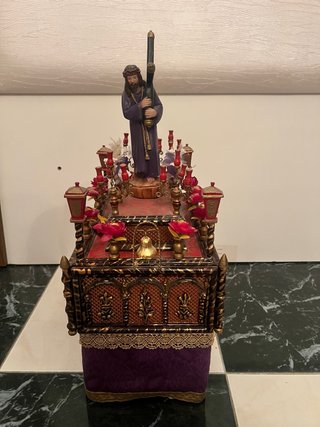 Paso de Jesús con Cruz Hecho a Mano