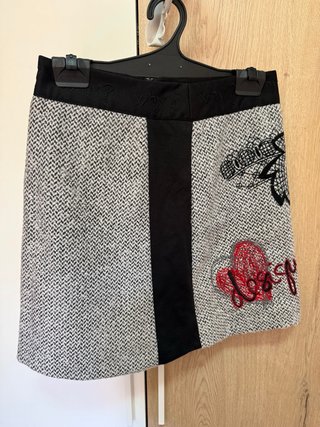 Falda Desigual Mini Estampada