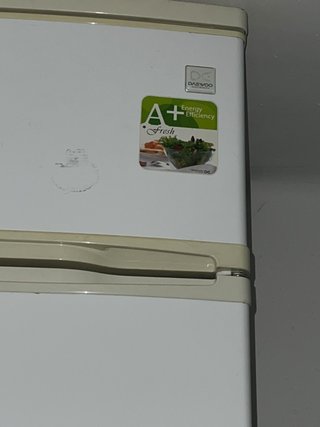 Nevera Combi Daewoo A+ Congelador Superior