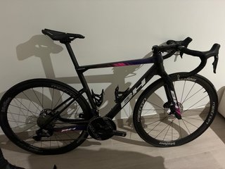 Bicicleta Carretera BH Ultralight 2024