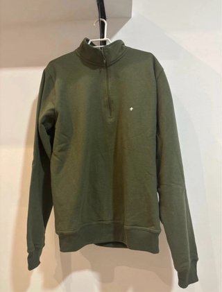 Sudadera verde con cremallera
