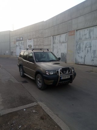 Nissan Terrano II 2003