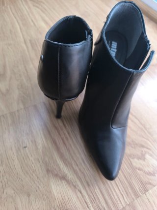 Botines Negros Mustang Talla 37