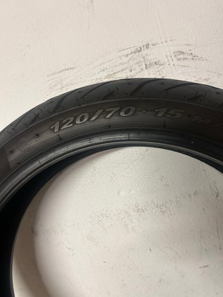 Neumático Pirelli Angel Scooter 120/70-15