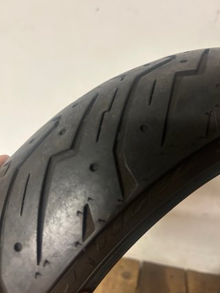 Neumático Pirelli Angel Scooter 120/70-15