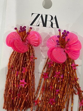 Pendientes Zara abalorios flor y estrellas