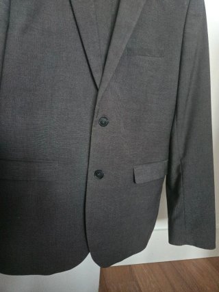 Traje H&M Gris Oscuro Talla 50