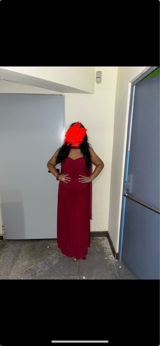 Vestidos de fiesta azul y burdeos
