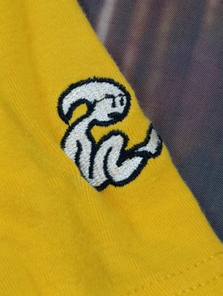 Camiseta Vintage El Niño Amarilla Talla M