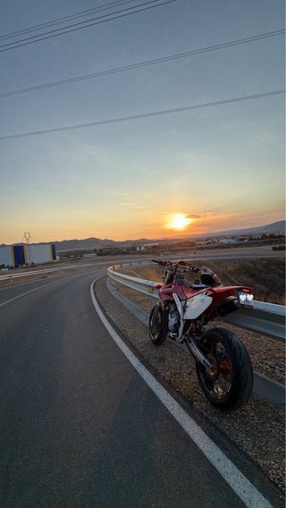 HM 125 4t Supermotard
