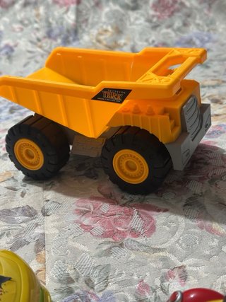 Lote de 4 coches de juguete