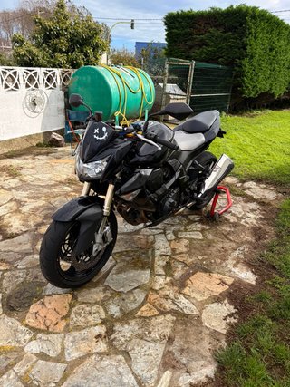 Kawasaki Z1000 2007 Negra